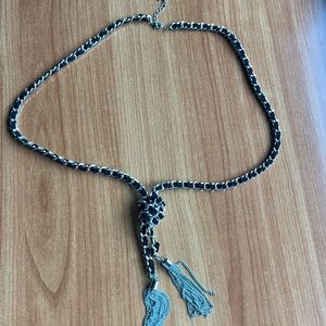 Open adjustable necklace - Lariat